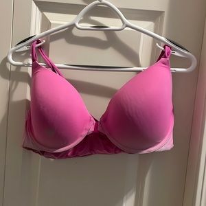 brand is victoria secret, size is 38D, colour is pink, worn a lot